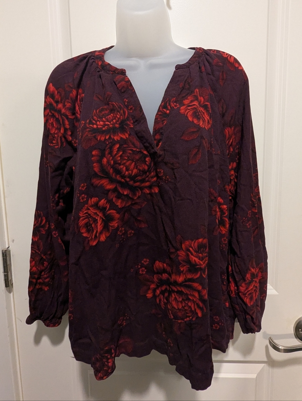 Old Navy Floral Split-Neck Blouse - Burgundy with Red Floral - M